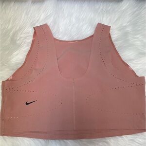 | Nike | Peachy Beige Training Tech Pack Cropped Tank Top. Size XL.
